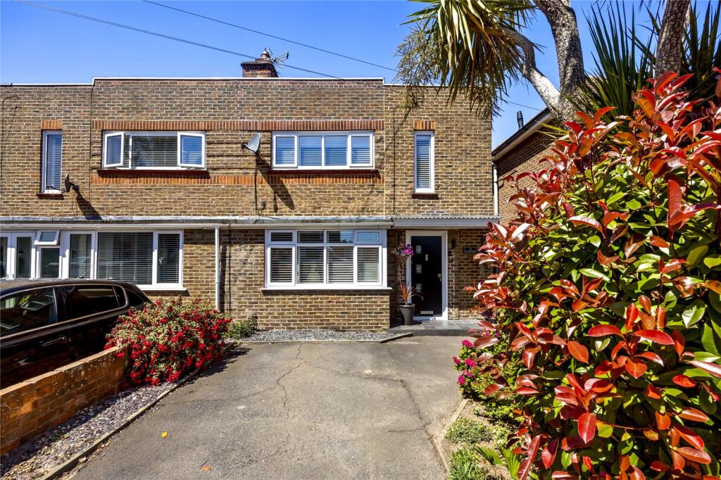 Main image of property: Jubilee Avenue, Rustington, Littlehampton, West Sussex, BN16