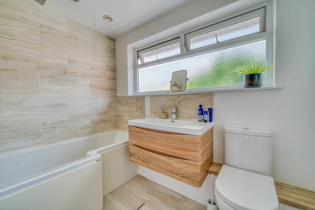 Additional property image - Meadowland, Christchurch, BH23