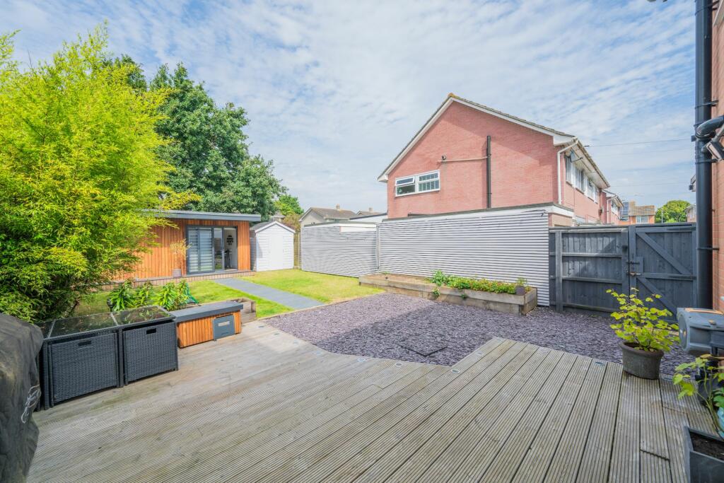Additional property image - Meadowland, Christchurch, BH23