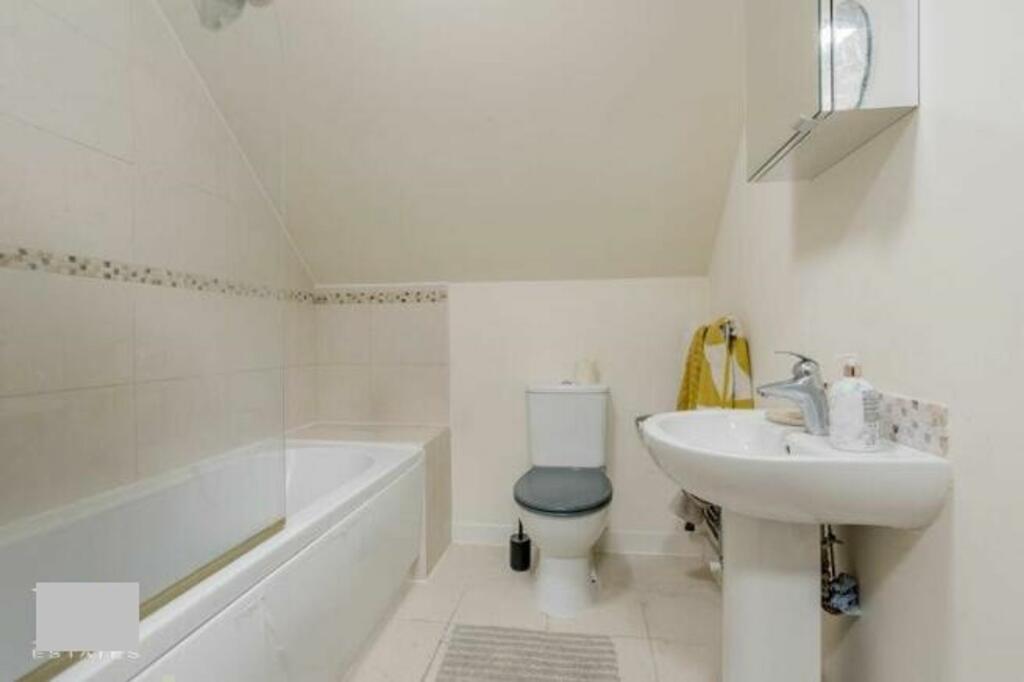 Additional property image - Woodside Road, Bournemouth, BH5