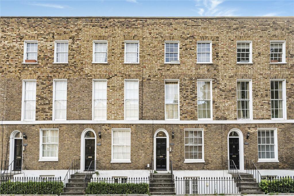 Main image of property: Queensbridge Road, London, E2