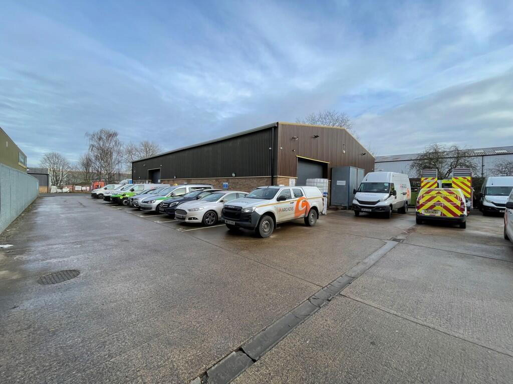 Additional property image - Duxford House, Willie Snaith Road, Newmarket, Suffolk, CB8 7SU