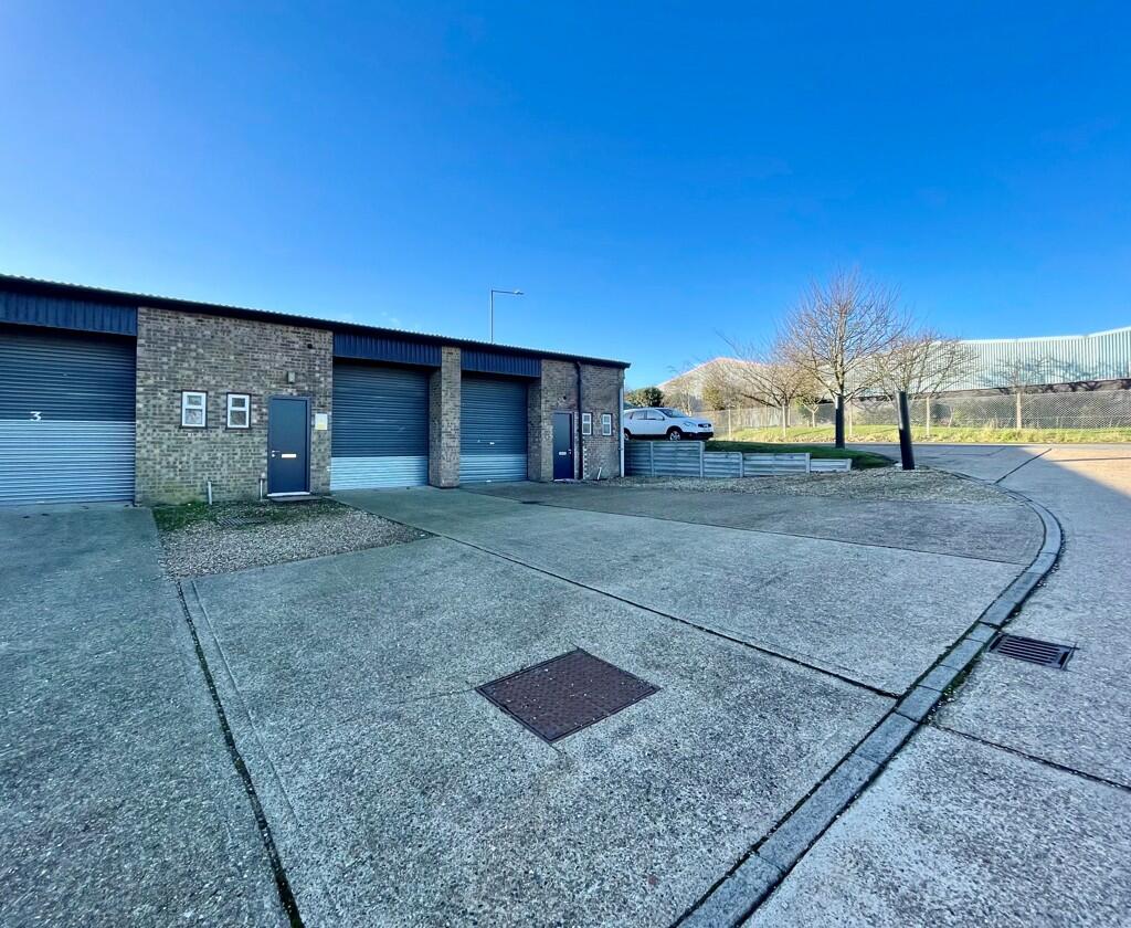 Main image of property: 1 Leyland Close, Thetford, Norfolk, IP24 1XA