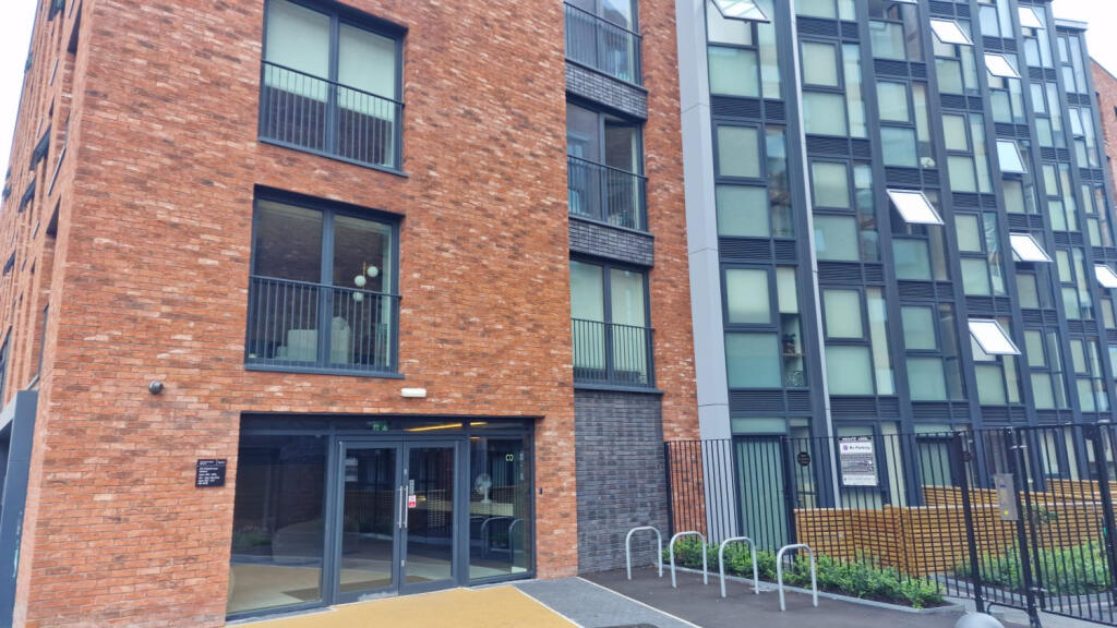 Main image of property: 221 Commerce Lane, Ordsall Lane, Salford, M5