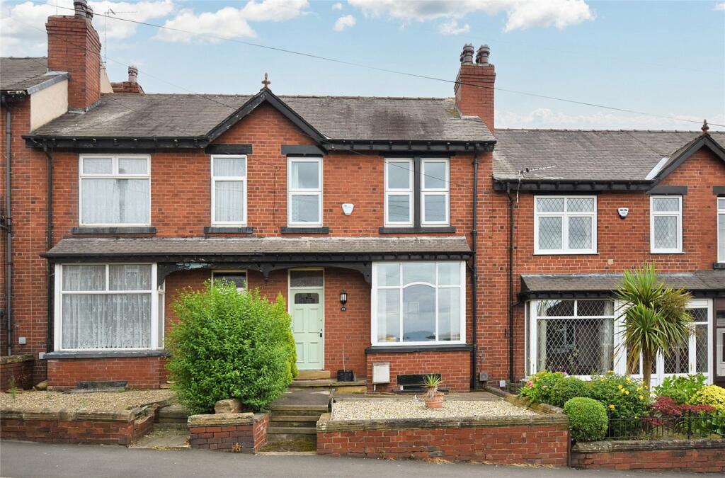2 bedroom terraced house for sale in Butt Hill, Kippax, Leeds, West