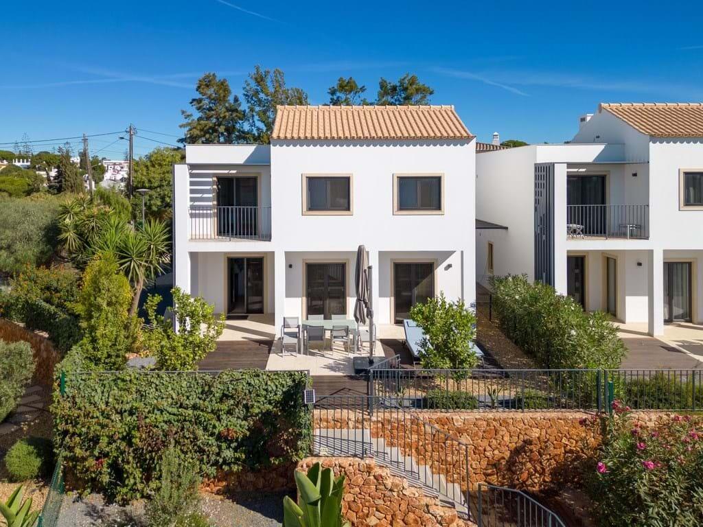 Main image of property: Algarve, Carvoeiro