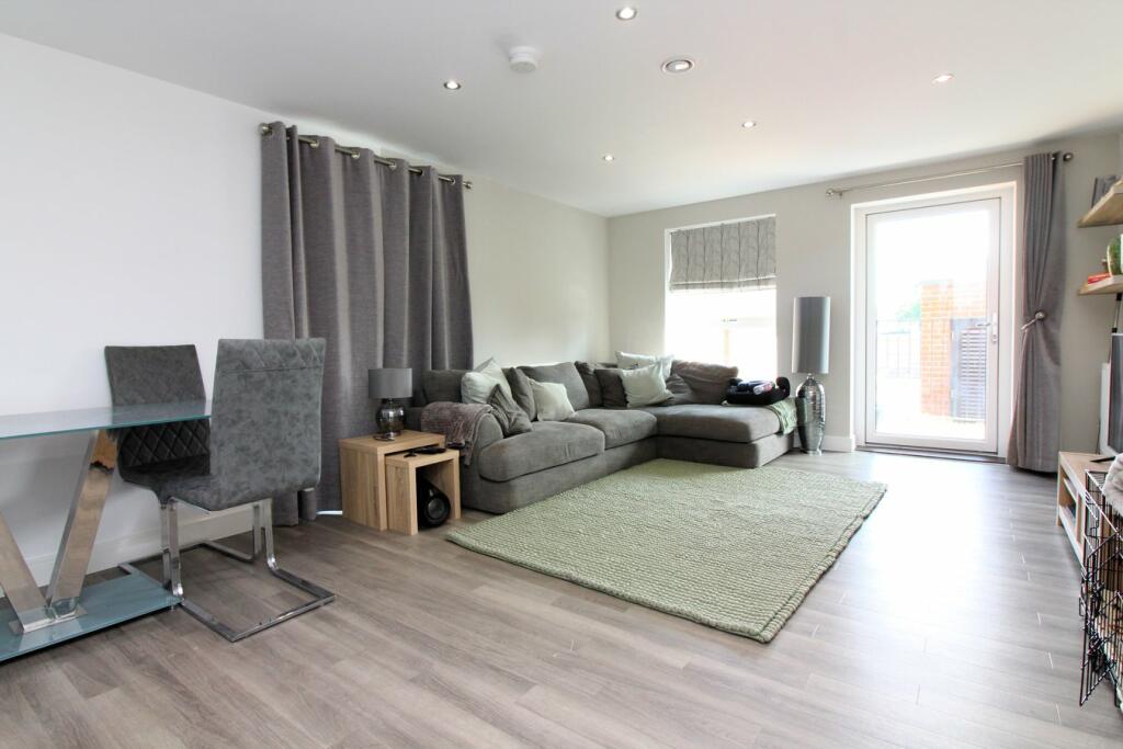 Additional property image - Bridge Road East, Welwyn Garden City, AL7