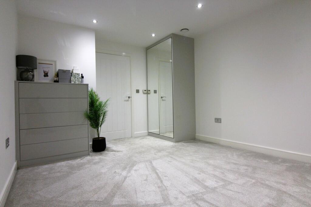 Additional property image - Bridge Road East, Welwyn Garden City, AL7