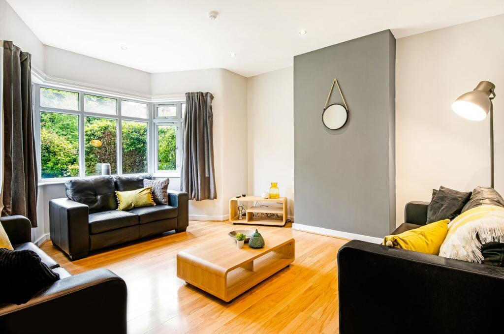 Main image of property: ST ANNS LANE, Leeds