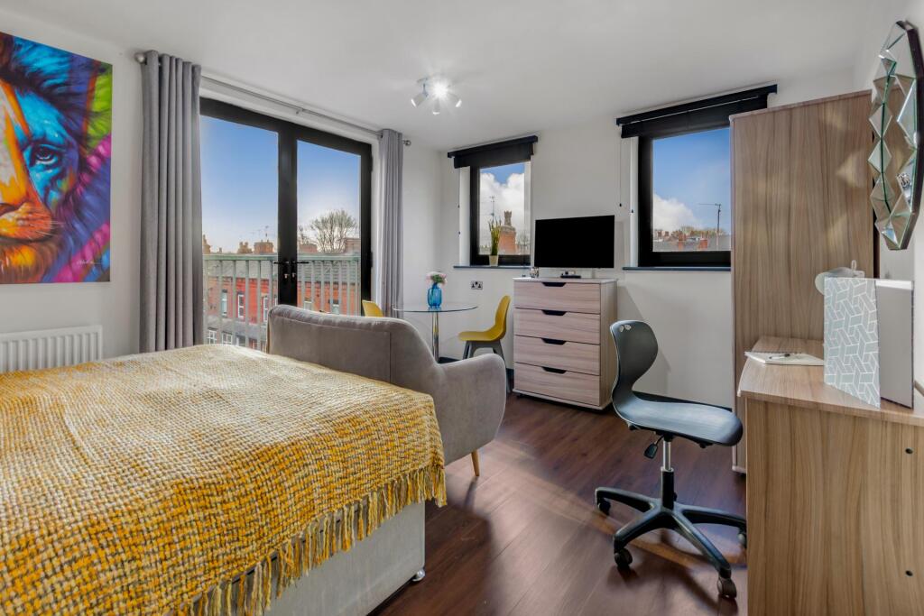 Main image of property: Cardigan Lane, Leeds