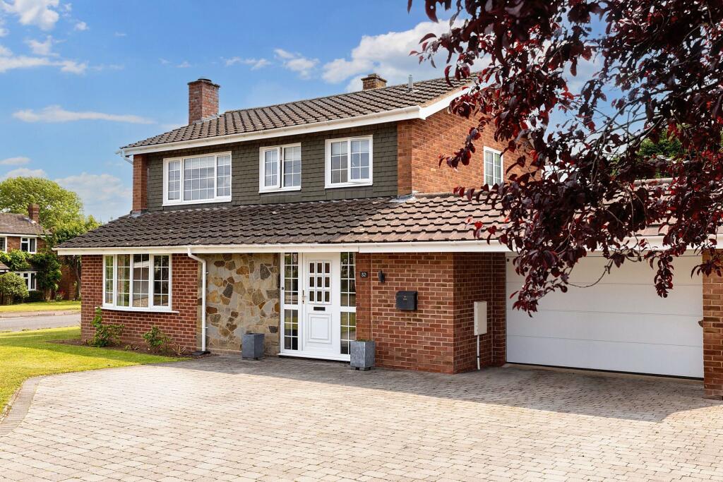 Main image of property: Midsummer Meadow, Inkberrow, WR7
