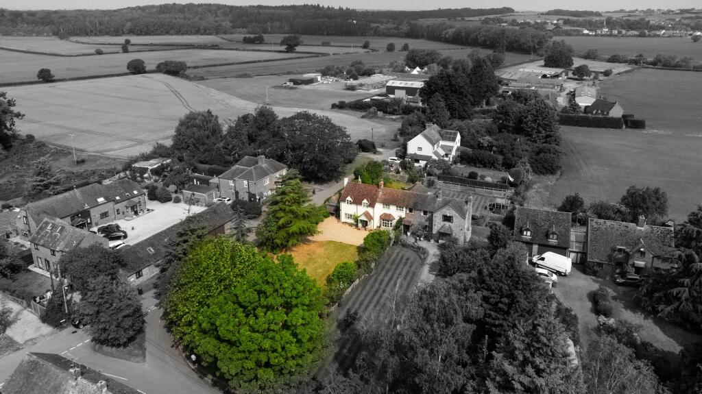 Main image of property: Mulberry Cottage, 50 Pensham, Pershore, WR10 3HB