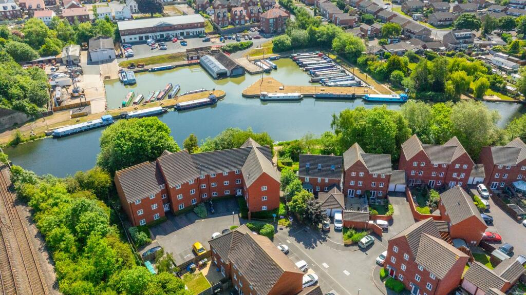 Main image of property: Robins Corner, Evesham, WR11