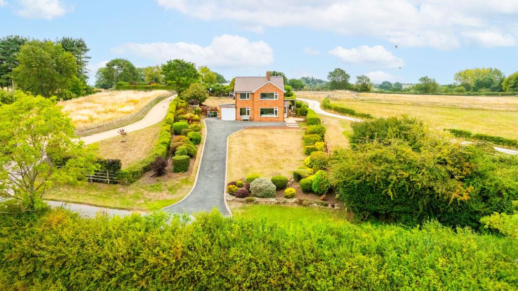 Main image of property: Evesham Road, Church Lench, WR11