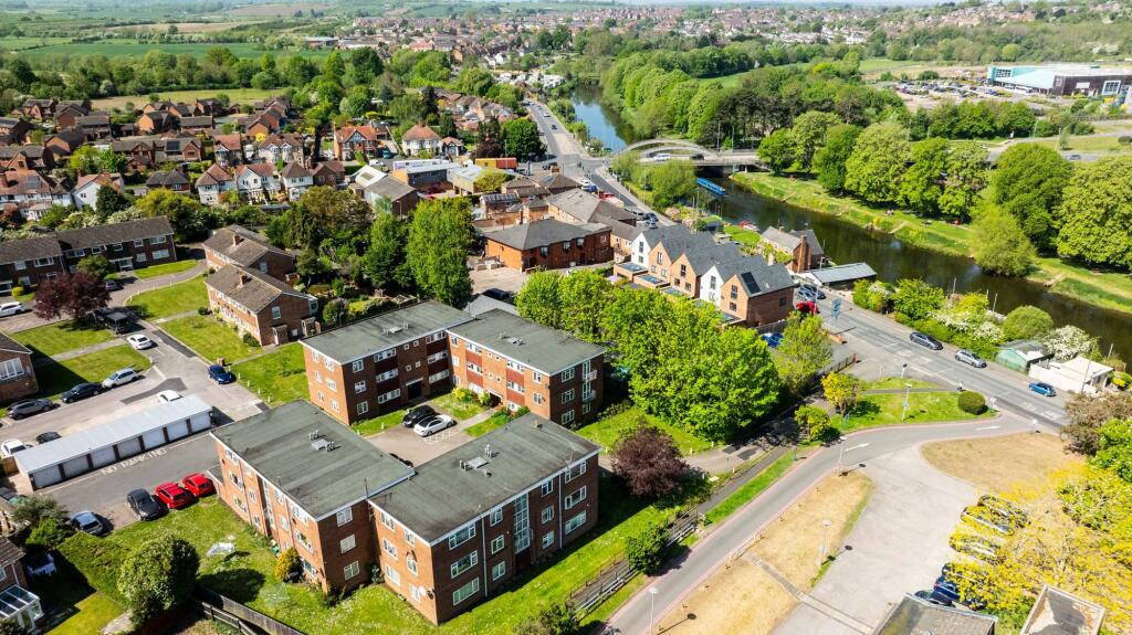 Main image of property: Waterside, Evesham, WR11