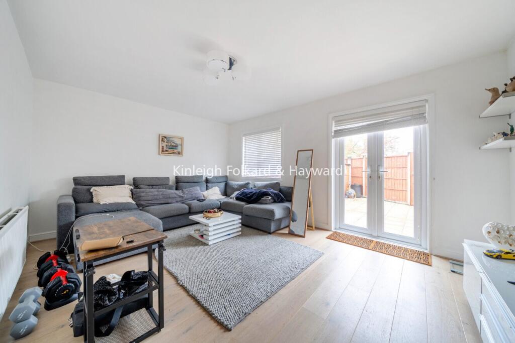 Main image of property: Lapse Wood Walk, London, SE23