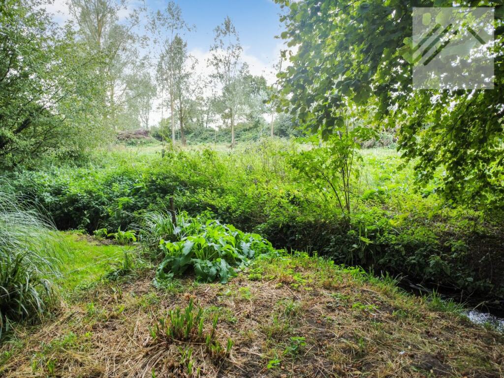 Additional property image - Tilkey Road, Coggeshall, Colchester