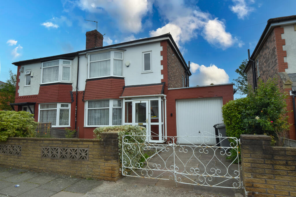 Main image of property: Ponsonby Road, Stretford, M32