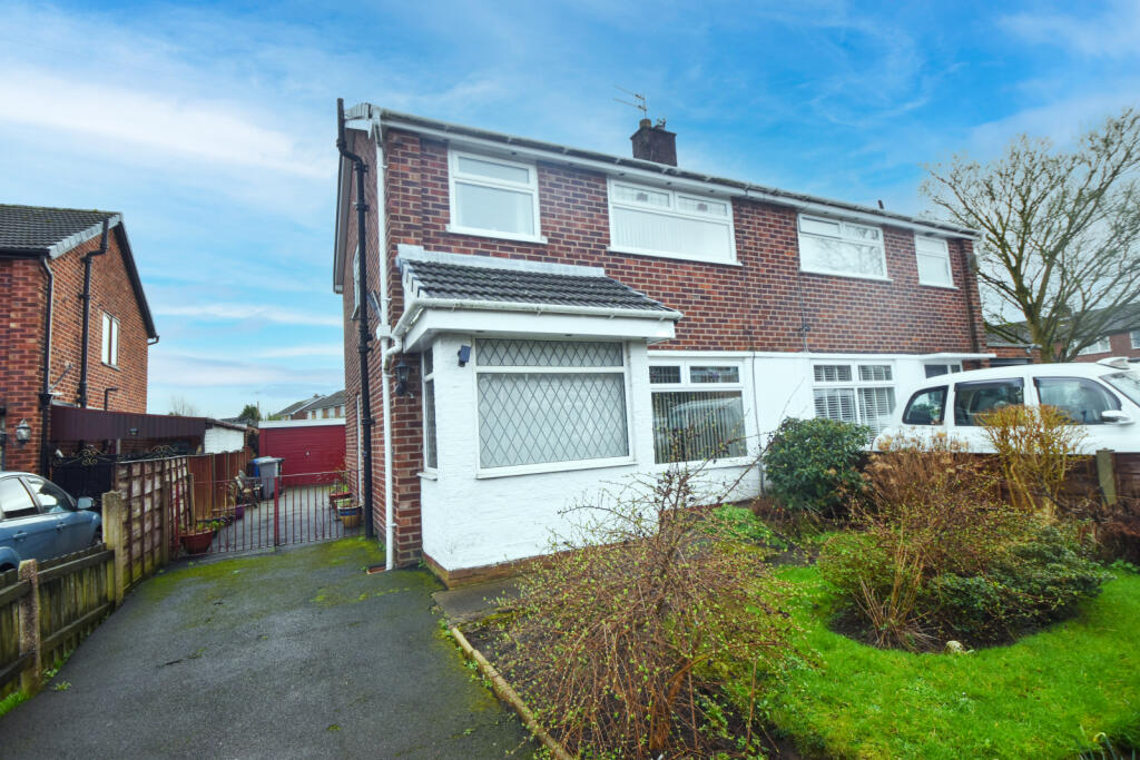 3 bedroom semidetached house for sale in Langdale Road, Partington, M31