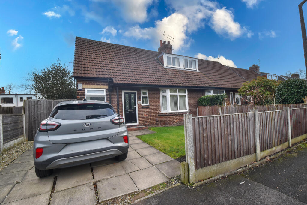 Main image of property: Old Crofts Bank, Urmston, M41