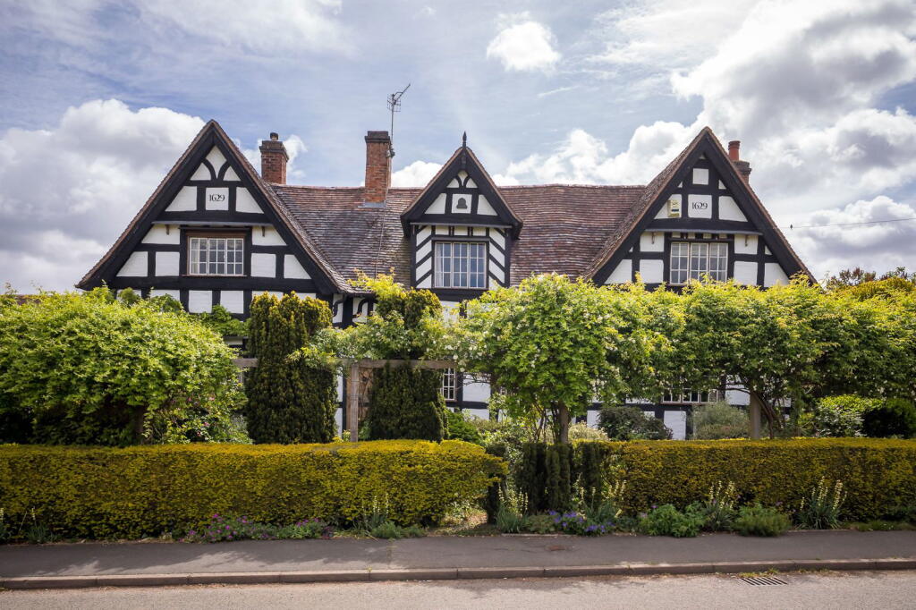 Main image of property: Bishampton, nr Pershore, Worcestershire