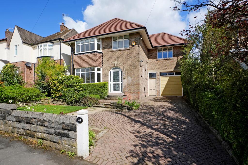 4 bedroom detached house for rent in Furniss Avenue, Dore, Sheffield, S17 3QP, S17