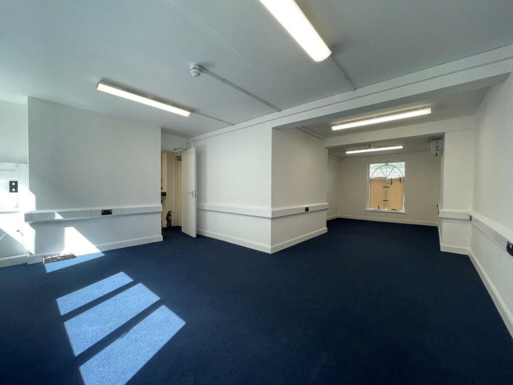 Additional property image - 10 Upper Bridge Street, Canterbury