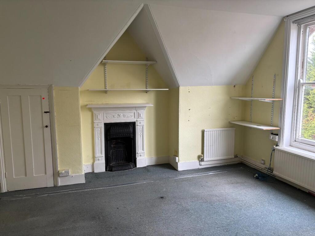 Main image of property: 51 London Road, Canterbury