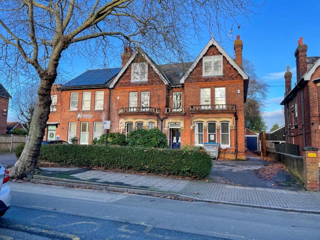 Main image of property: 51 London Road, Canterbury
