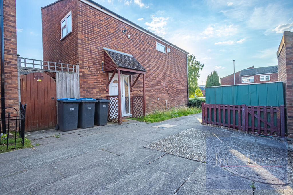 Main image of property: Long Banks, Harlow, Essex, CM18
