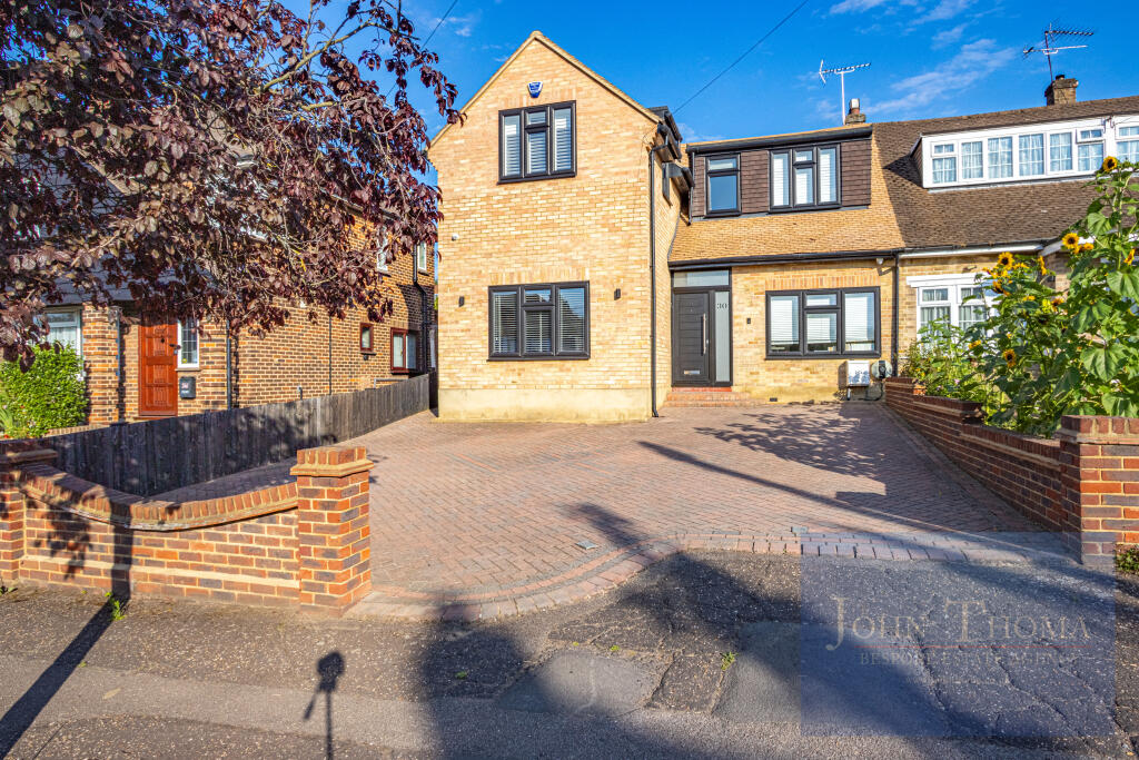 Main image of property: Dickens Rise, Chigwell, Essex, IG7