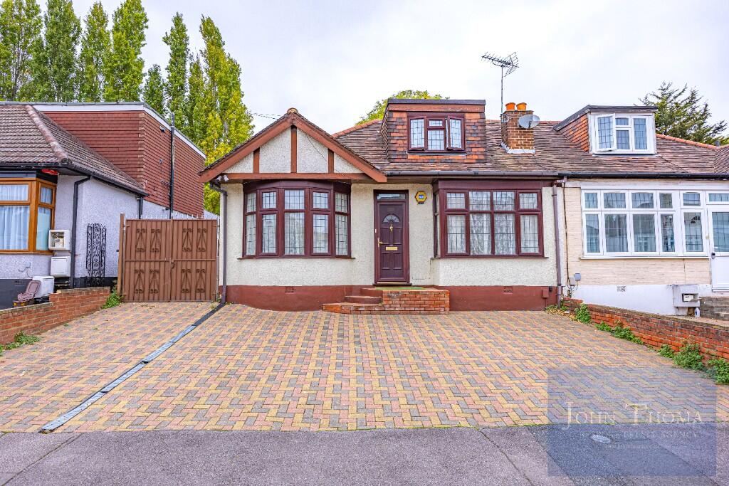 Main image of property: Roding Lane North, Woodford Green, Essex, IG8