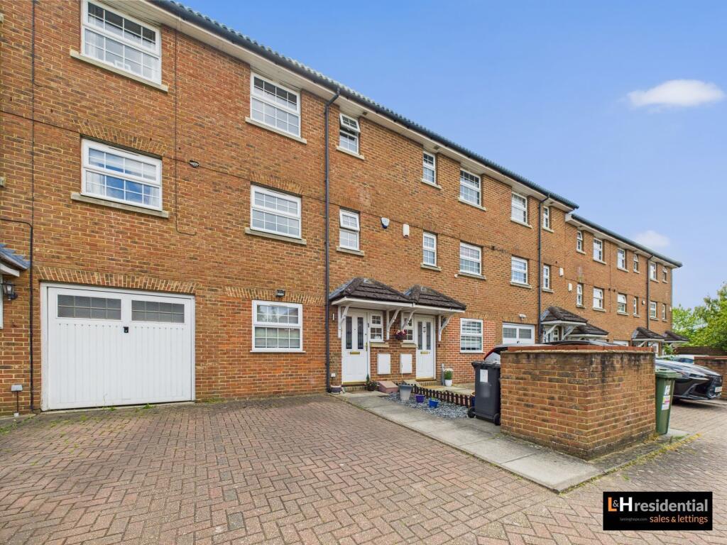 Main image of property: Kensington Way, Borehamwood, WD6