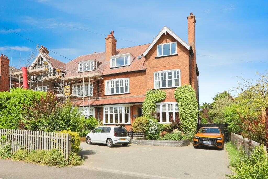 Main image of property: Davenport Avenue, Hessle, East Riding of Yorkshire, HU13 0RW