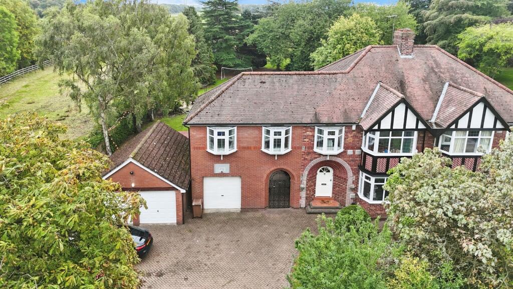 Main image of property: Tranby Lane, Swanland, North Ferriby, HU14 3NG