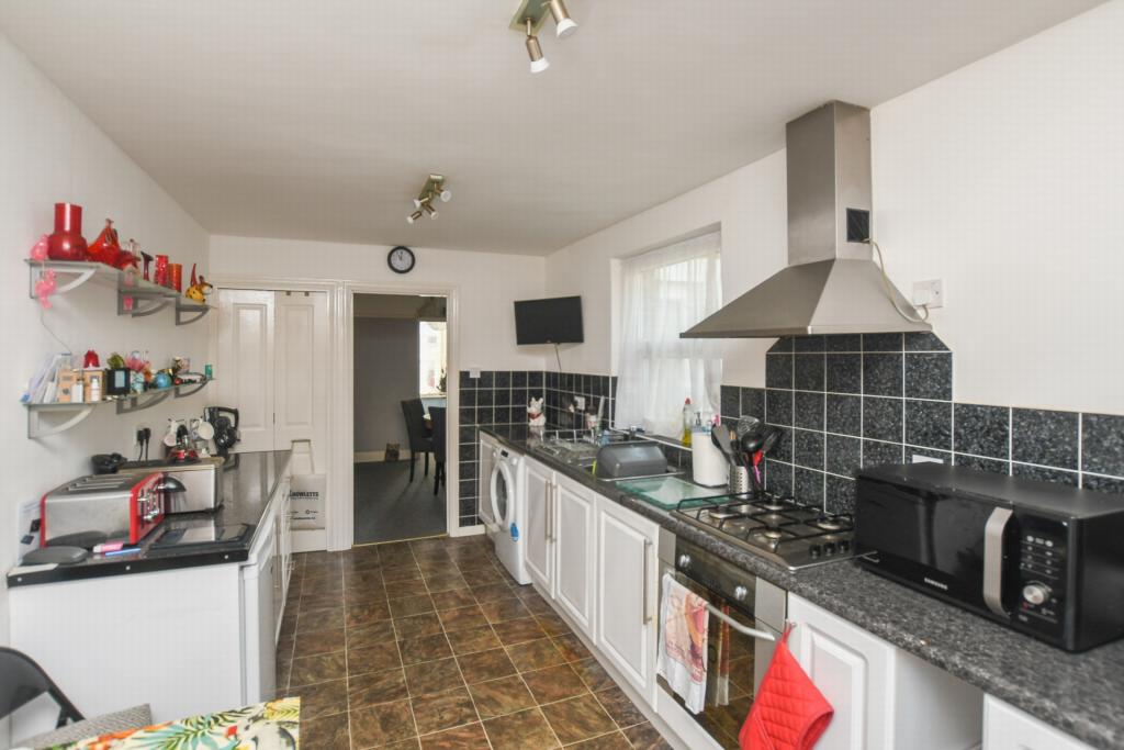 3 bedroom end of terrace house for sale in Stanhope Road, Dover, CT16