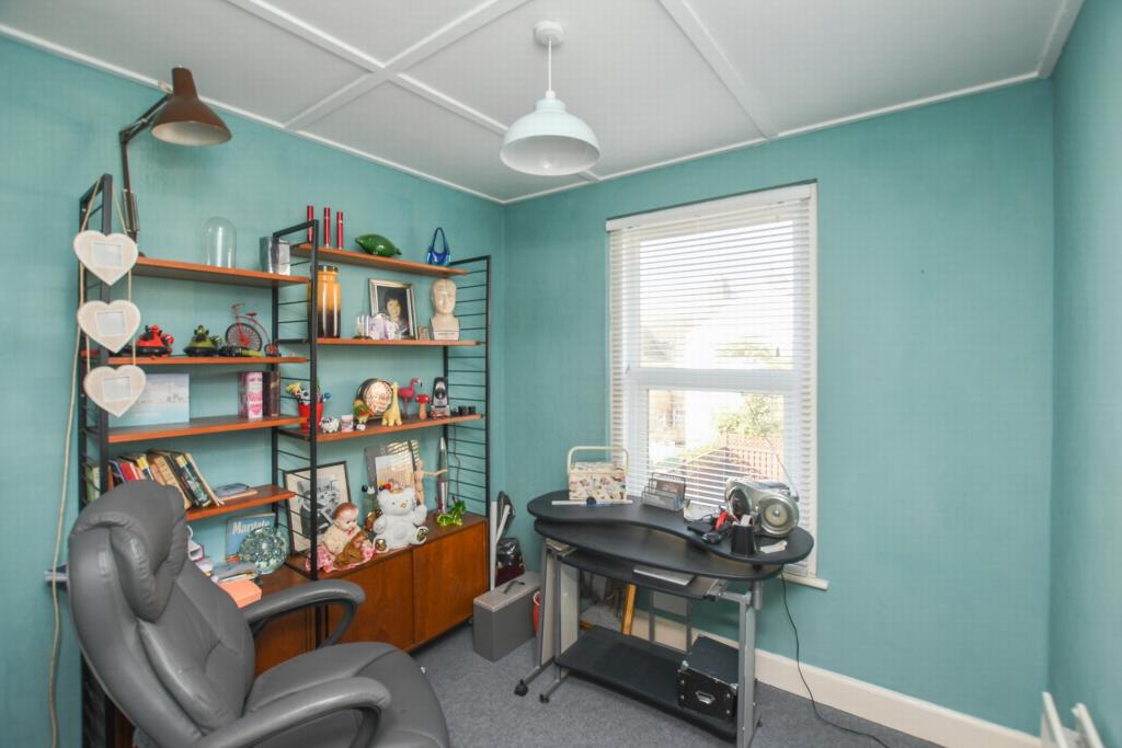 3 bedroom end of terrace house for sale in Stanhope Road, Dover, CT16