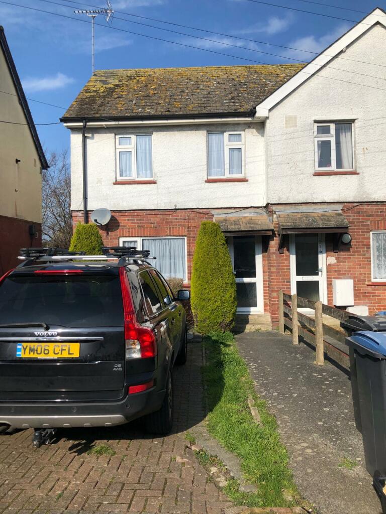 3 bedroom semi-detached house for rent in Stockdale Gardens, Deal, CT14
