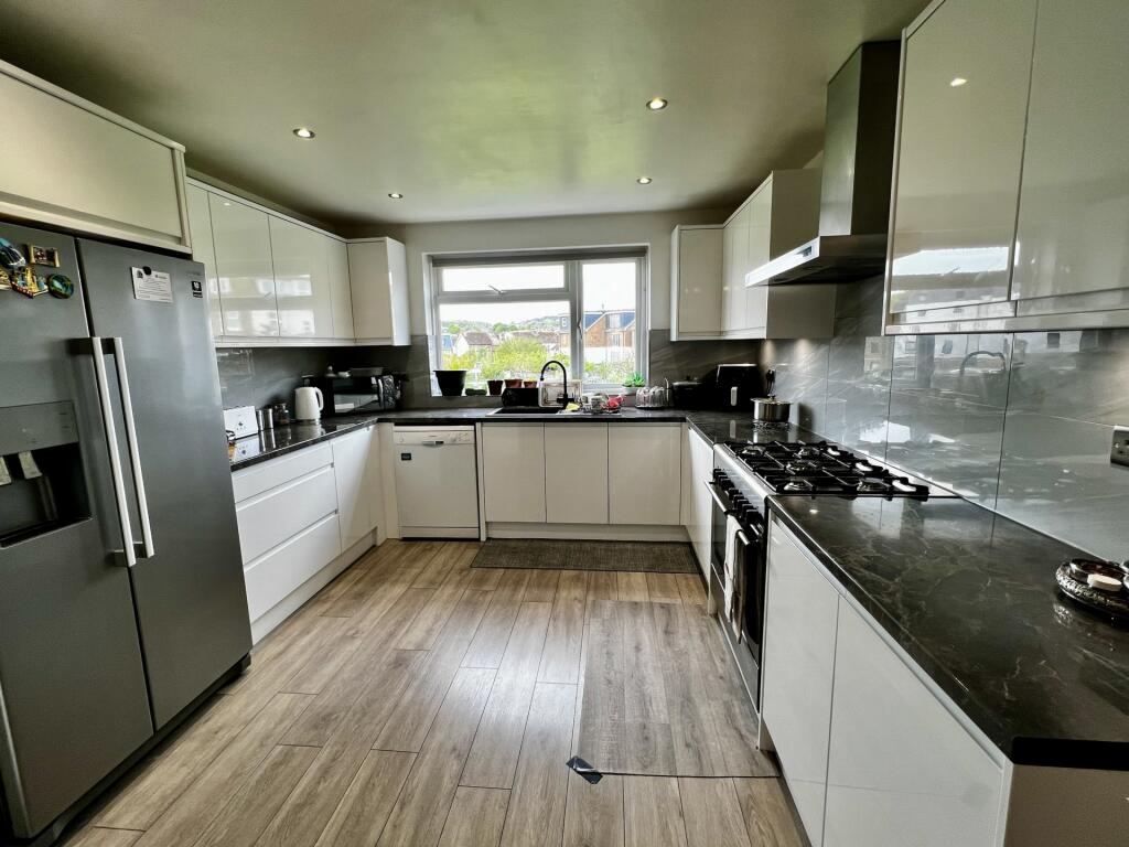 Additional image 7 of Park Avenue, Dover, CT16