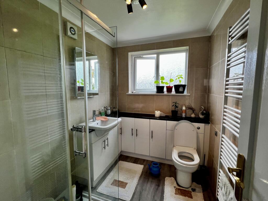 Additional image 11 of Park Avenue, Dover, CT16