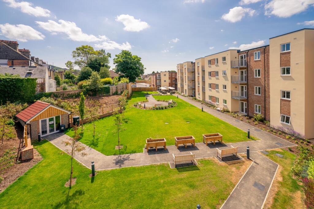 Additional property image - Charlton Green, Dover, CT16