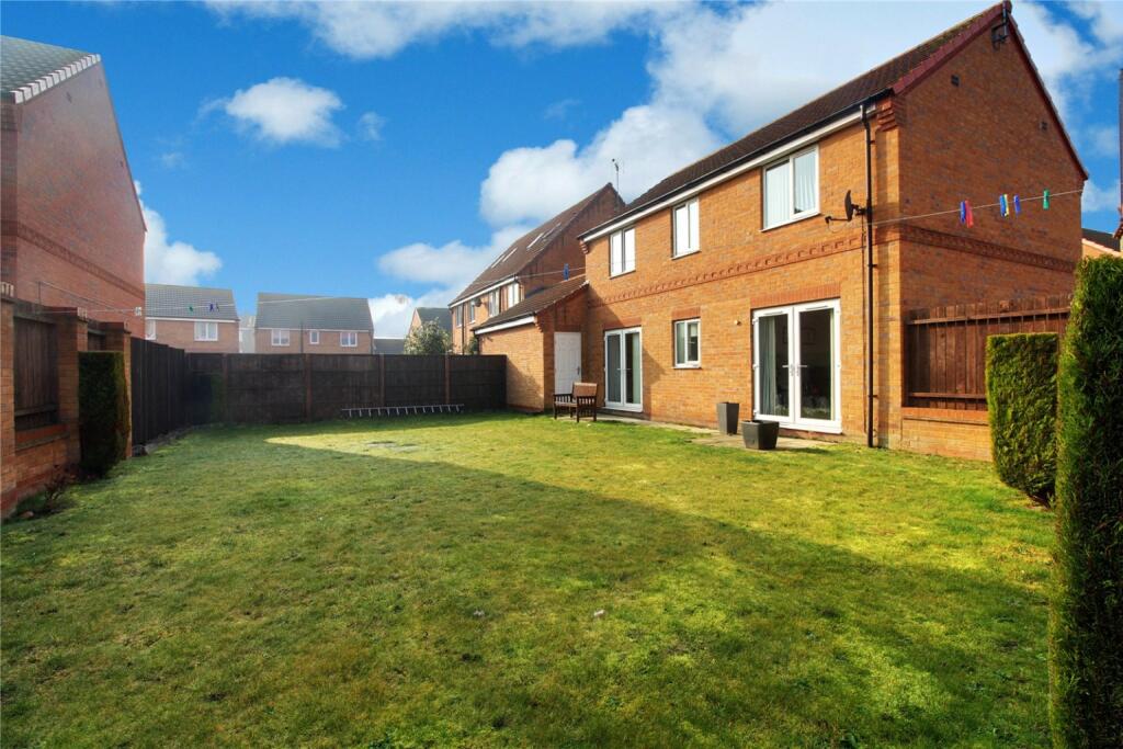 3 bedroom detached house for sale in Hyde Park Road, Kingswood, Hull, East Riding of Yorkshire, HU7 3AS, HU7