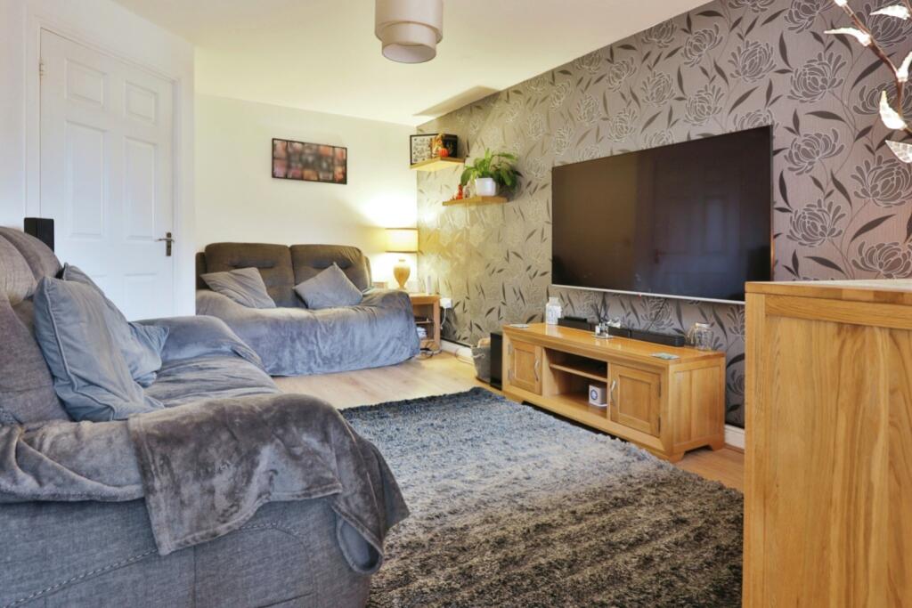 3 bedroom detached house for sale in Hyde Park Road, Kingswood, Hull, HU7 3AS, HU7