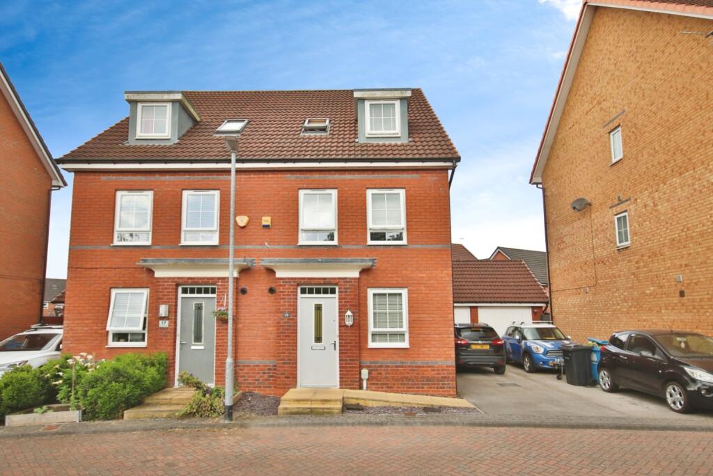 4 bedroom semi-detached house