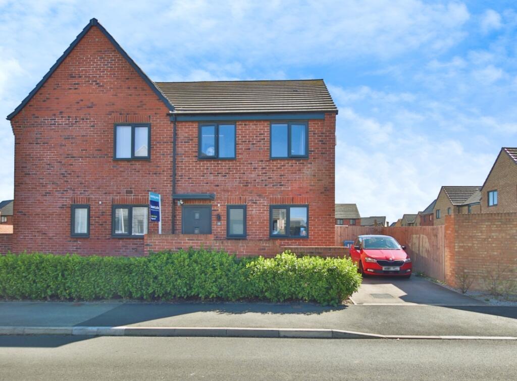 Main image of property: De la Pryme Road, Kingswood, Hull, East Riding of Yorkshire, HU7 3LJ