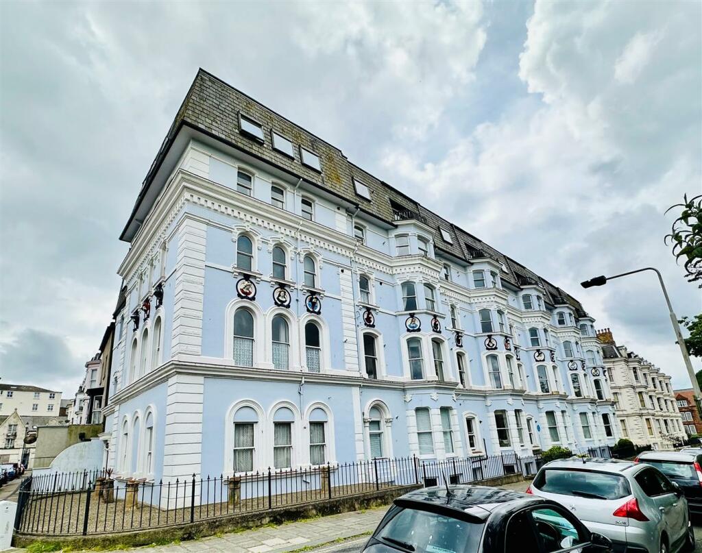 Main image of property: 4 Fairview Court, St. Martins Avenue, Scarborough