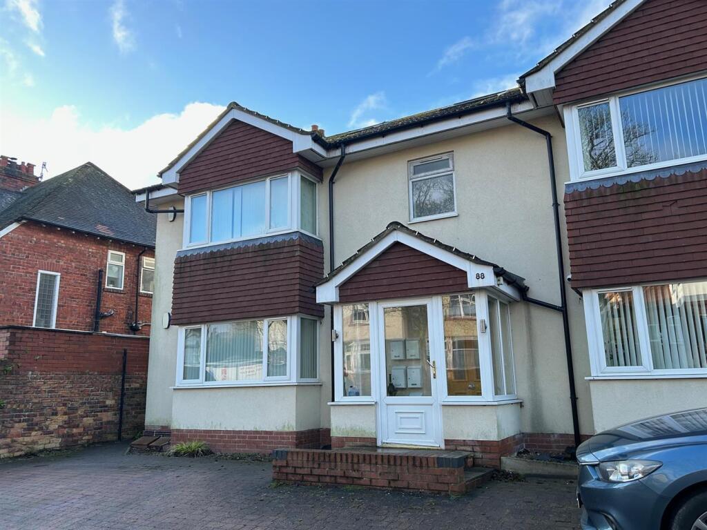 Main image of property: Scalby Road, Scarborough