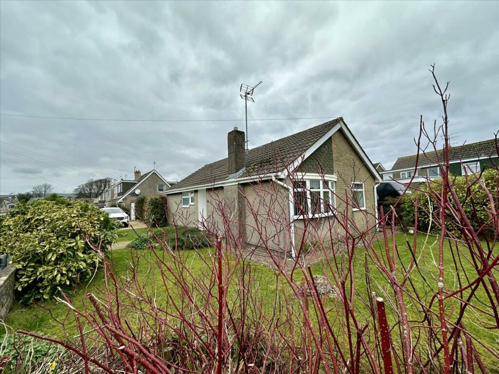 4 bedroom detached house for sale in Mearness Drive, ULVERSTON, LA12
