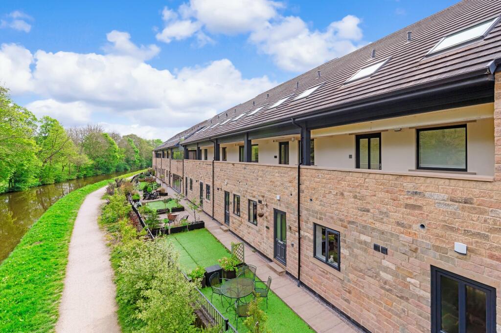 3 bedroom flat for sale in Clitheroe Street, Skipton, North Yorkshire