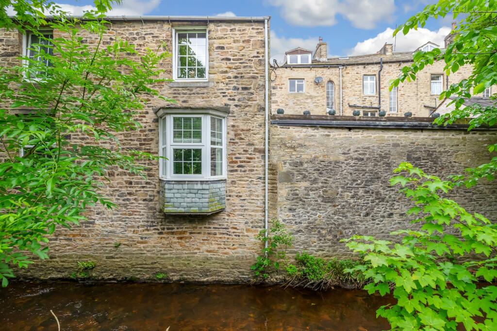Additional property image - Back O the Beck, Skipton, North Yorkshire, BD23